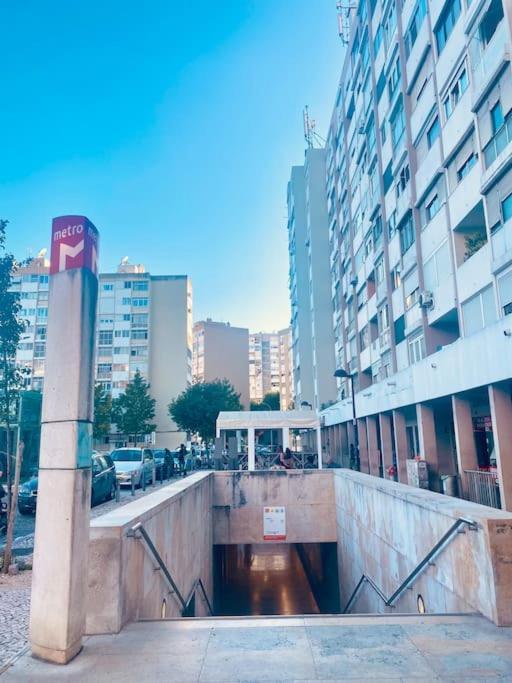 Family-Friendly And Cozy 3-Bedroom Accommodation In Lisboa Ngoại thất bức ảnh