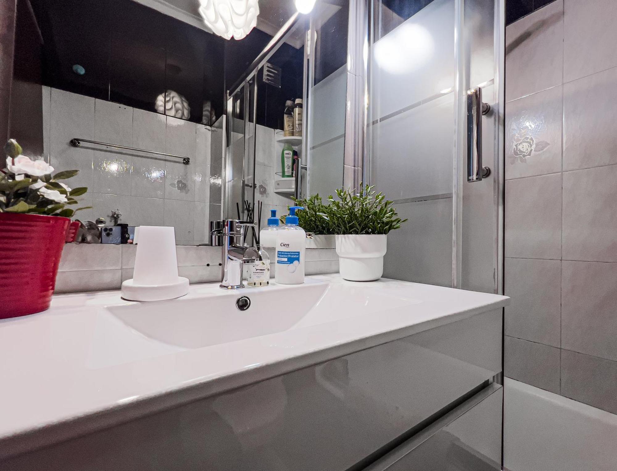 Family-Friendly And Cozy 3-Bedroom Accommodation In Lisboa Ngoại thất bức ảnh