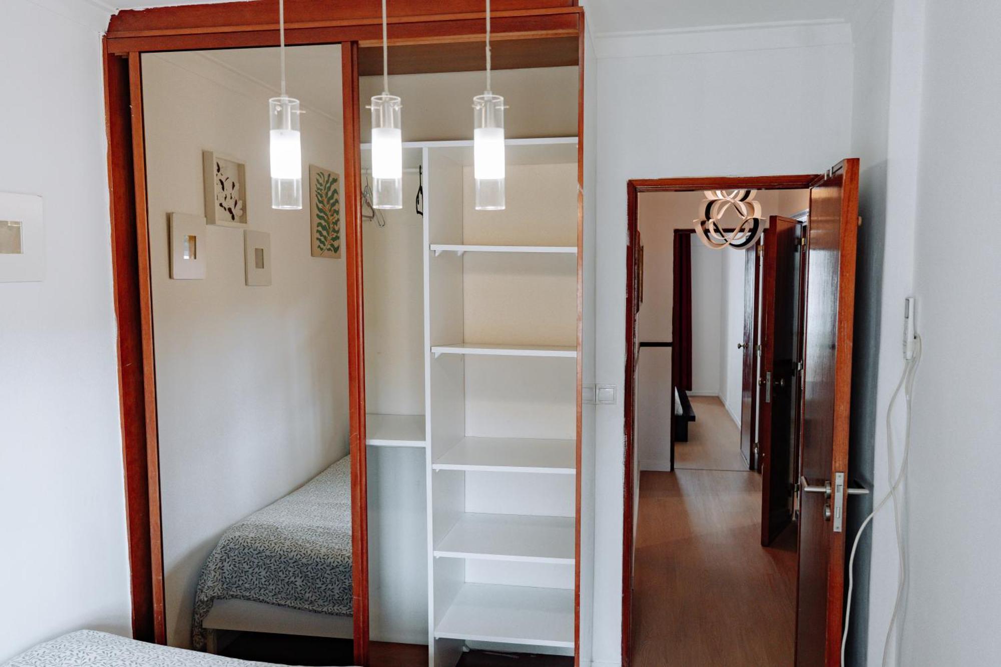 Family-Friendly And Cozy 3-Bedroom Accommodation In Lisboa Ngoại thất bức ảnh